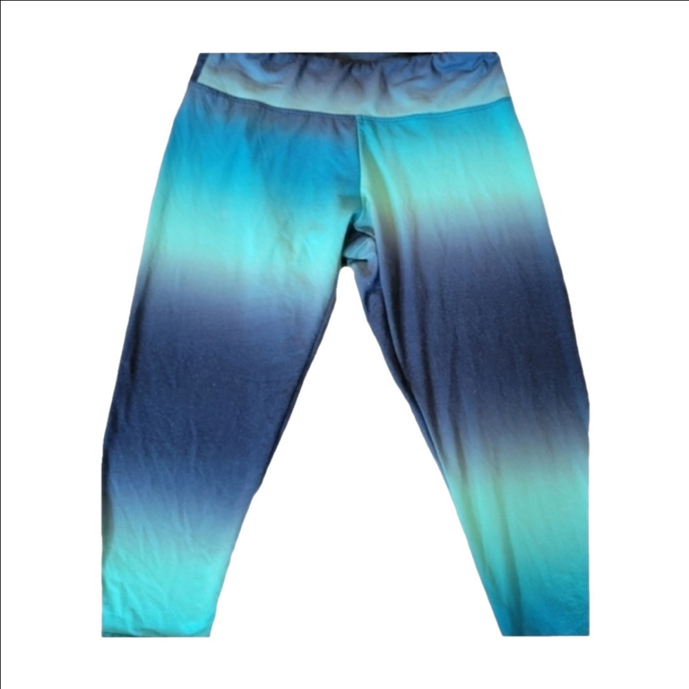 6/20 WOMENS mid calf length leggings size S